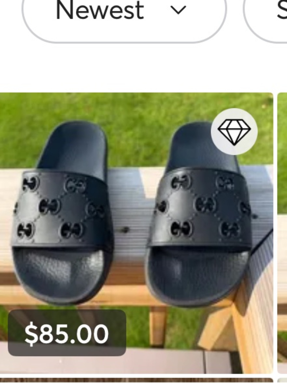 Womans gucci slides